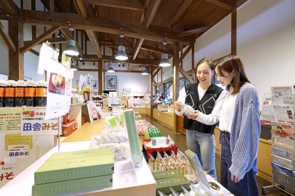 筑後周遊サイクリング 八女観光物産館ときめき10（横）