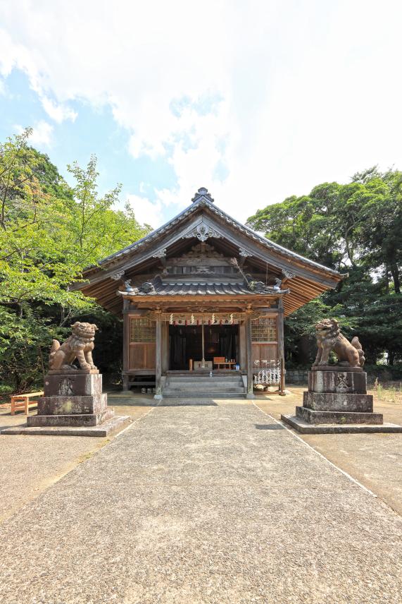 福岡・糸島サイクリング 鎮懐石八幡宮03（縦）