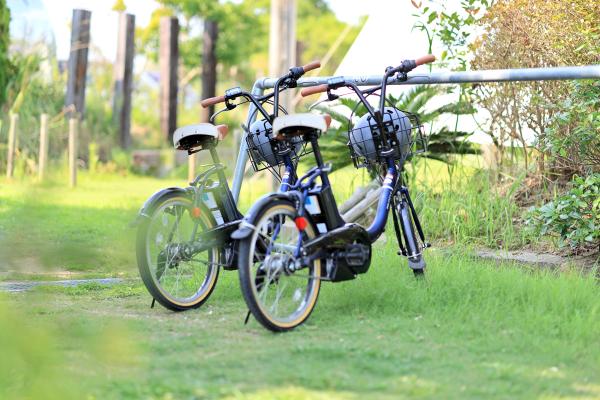 福岡・糸島サイクリング Loiter Market（ロイターマーケット）サイクルスタンド14（横）