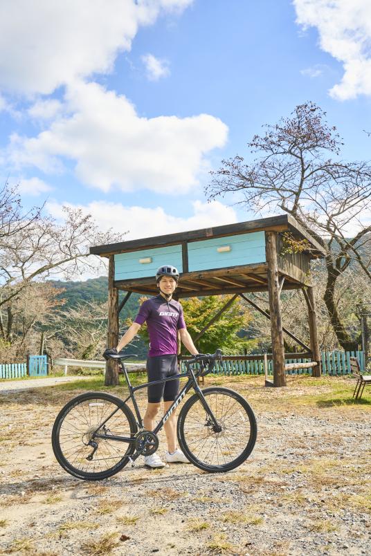 豊前・東峰サイクリング 大きな机（もみじ学舎）08（縦）