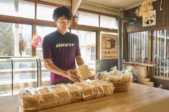 豊前・東峰サイクリング お・かもと（山の上のパン屋さん）06（横）