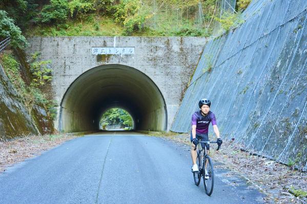 豊前・東峰サイクリング 鉾立トンネル06（横）