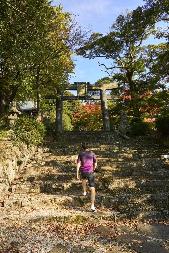 豊前・東峰サイクリング 英彦山神宮 銅鳥居22（縦）