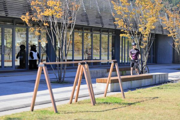那珂川・大牟田サイクリング 五ケ山クロス ベース サイクルスタンド03（横）