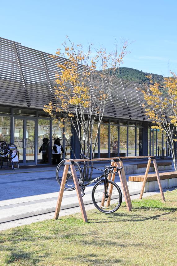 那珂川・大牟田サイクリング 五ケ山クロス ベース サイクルスタンド10（縦）