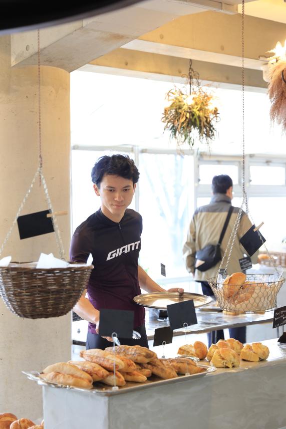 北九州（門司）・芦屋サイクリング ベーカリー＆シャンデリア エキセントリック11（縦）