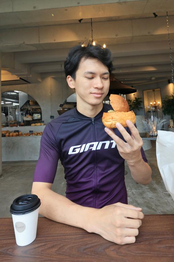 北九州（門司）・芦屋サイクリング ベーカリー＆シャンデリア エキセントリック26（縦）