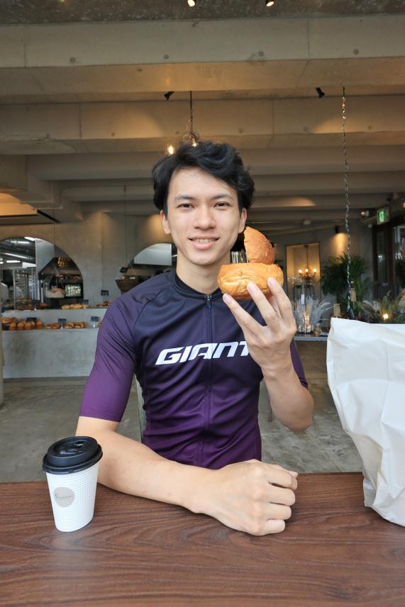 北九州（門司）・芦屋サイクリング ベーカリー＆シャンデリア エキセントリック28（縦）