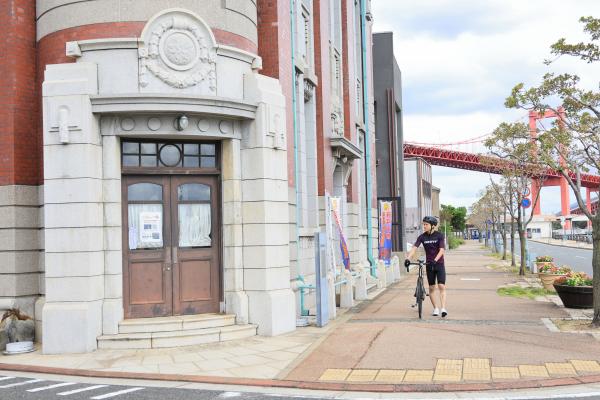 北九州（門司）・芦屋サイクリング 旧古河鉱業若松ビル05（横）