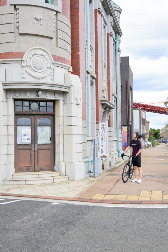 北九州（門司）・芦屋サイクリング 旧古河鉱業若松ビル06（縦）