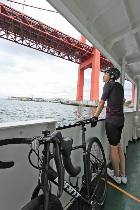 北九州（門司）・芦屋サイクリング 若戸大橋と若戸渡船23（縦）
