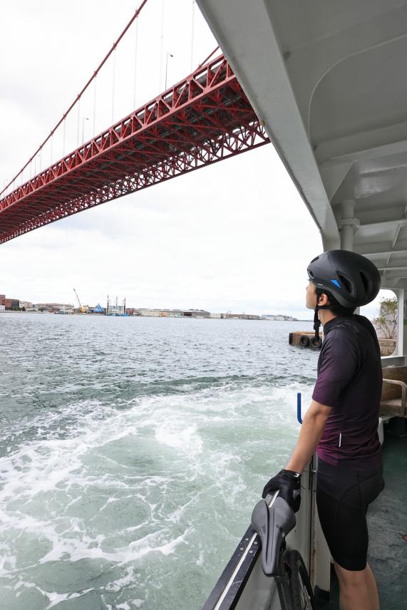 北九州（門司）・芦屋サイクリング 若戸大橋と若戸渡船25（縦）