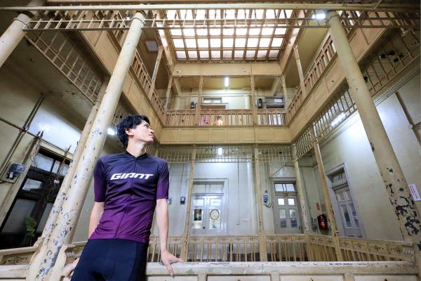 北九州（門司）・芦屋サイクリング 上野ビル（旧三菱合資会社若松支店）本館05（横）