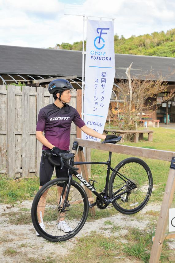 北九州（門司）・芦屋サイクリング お魚直売所 とと市場 サイクルスタンド14（縦）