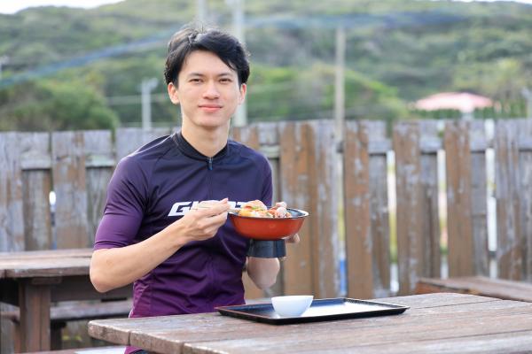 北九州（門司）・芦屋サイクリング お魚直売所 とと市場66（横）