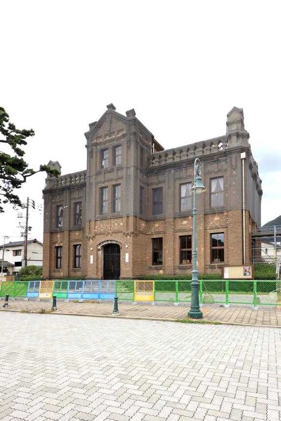 北九州（門司）・芦屋サイクリング 門司赤煉瓦プレイス 北九州市門司麦酒煉瓦館02（縦）