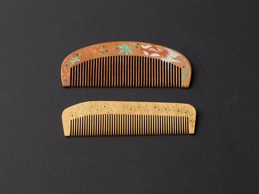 Comb made with technique of Makie artisan