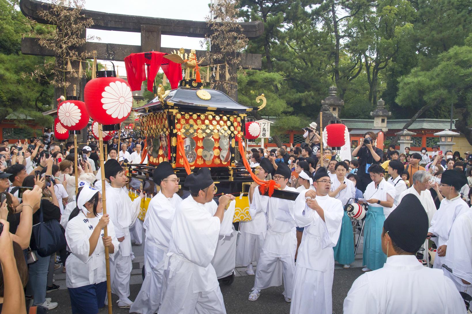 2025年の今年は、御神幸が見られる年！-1