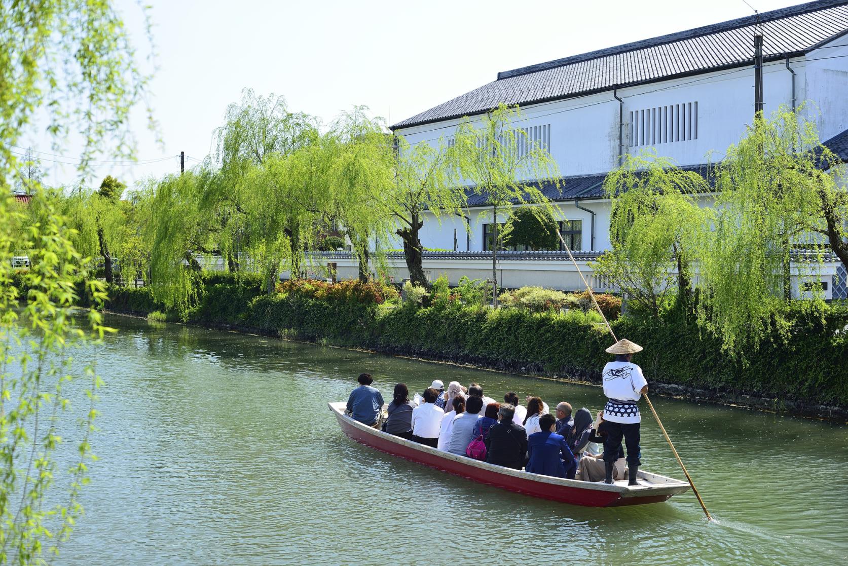 Halte recommandée : Promenade en barque sur les canaux de Yanagawa-1