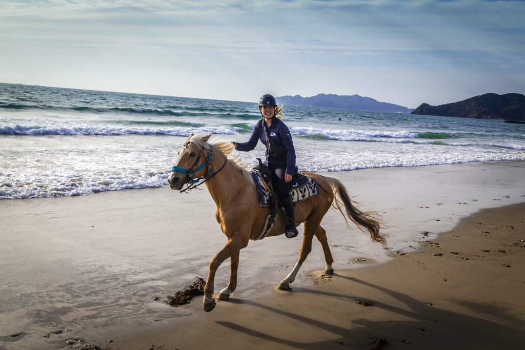 【Day1】13:25 Beach Hourse Riding at Canadian Camp Riding Club