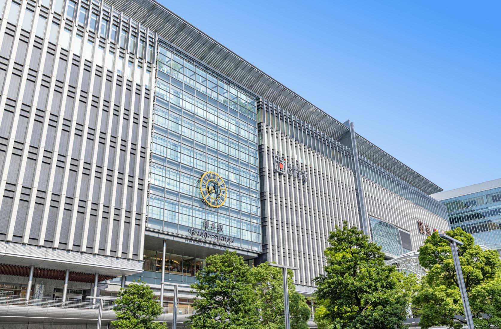 【Day2】16:05 Arrival in Hakata Station