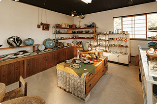 Nogata pottery and crafts