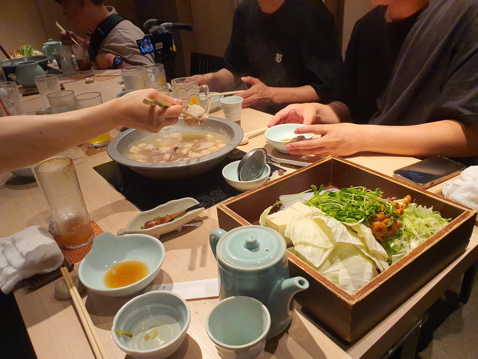 【夕食】水たき料亭 博多華味鳥　祇園店