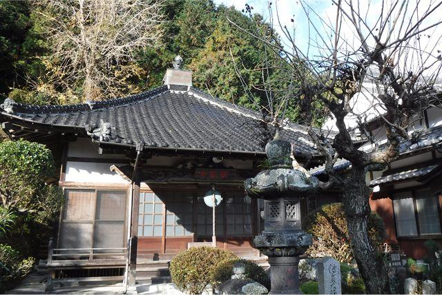 4. 独鈷寺（とっこじ）