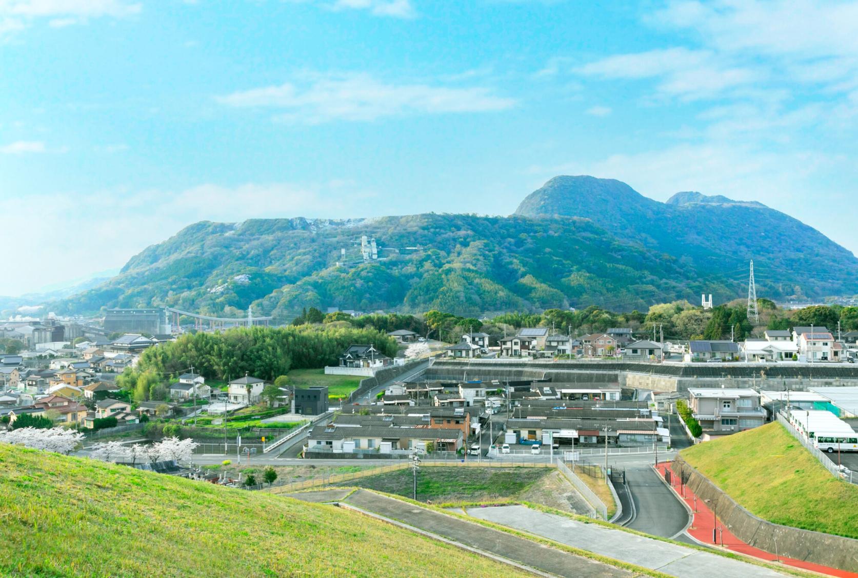 香春岳