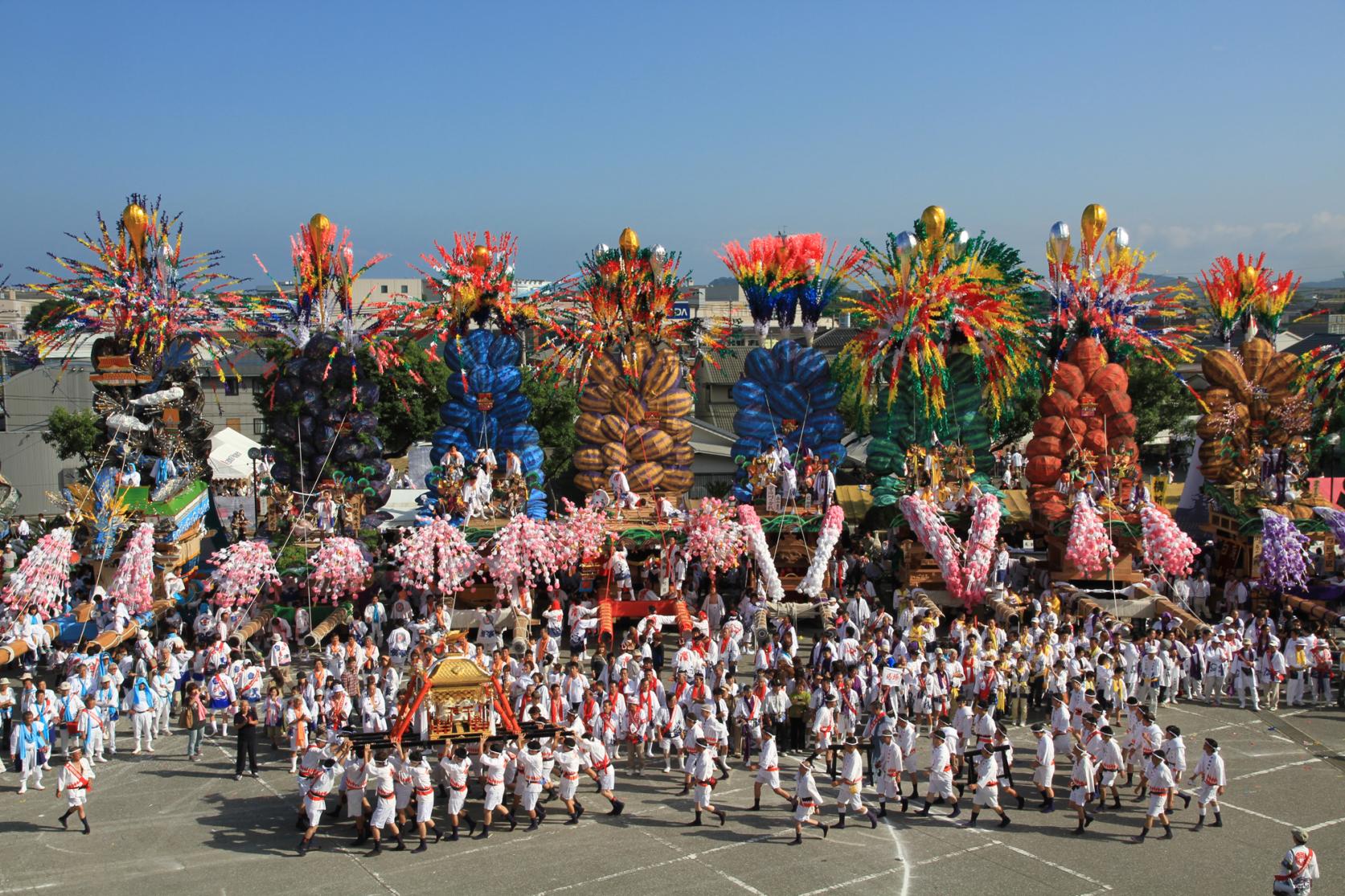 苅田山笠（毎年9、10月開催）