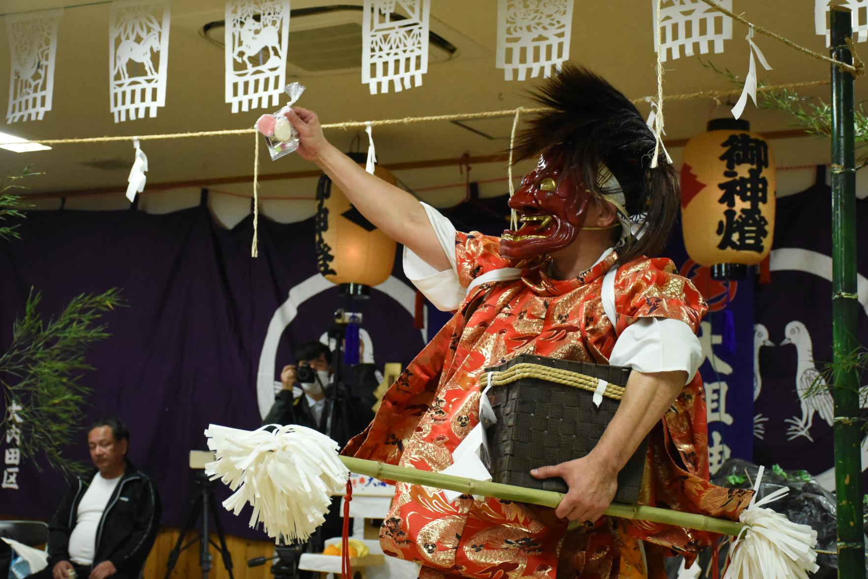 大内田神楽（毎年4月）