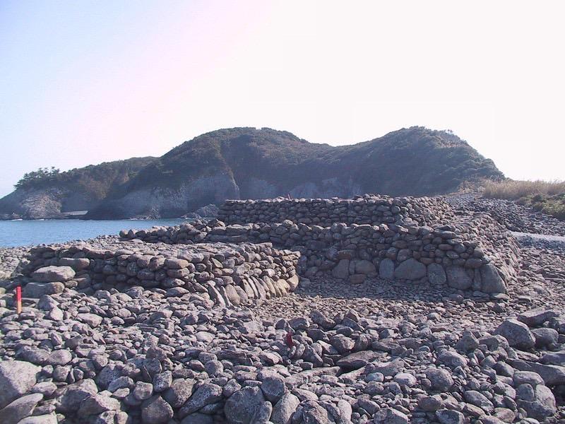 相島積石塚群