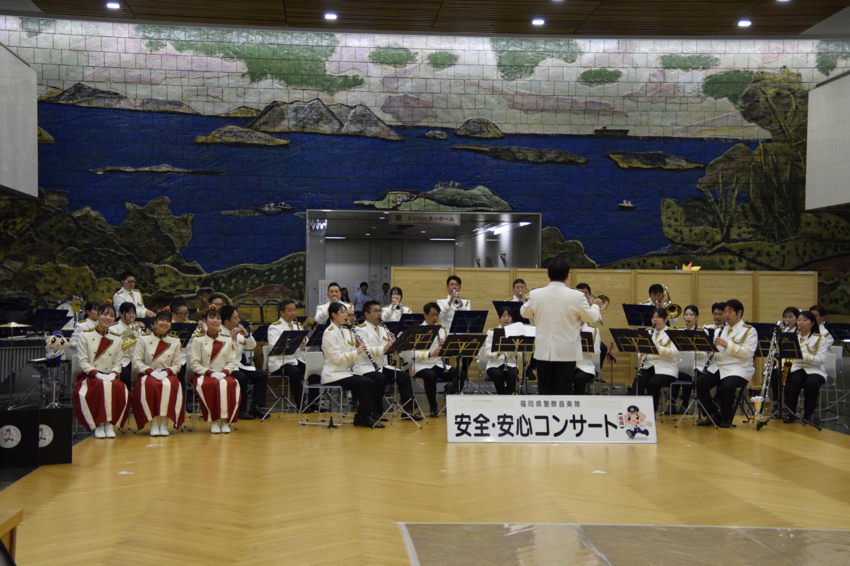 打楽器やダンスを体験してみよう！
