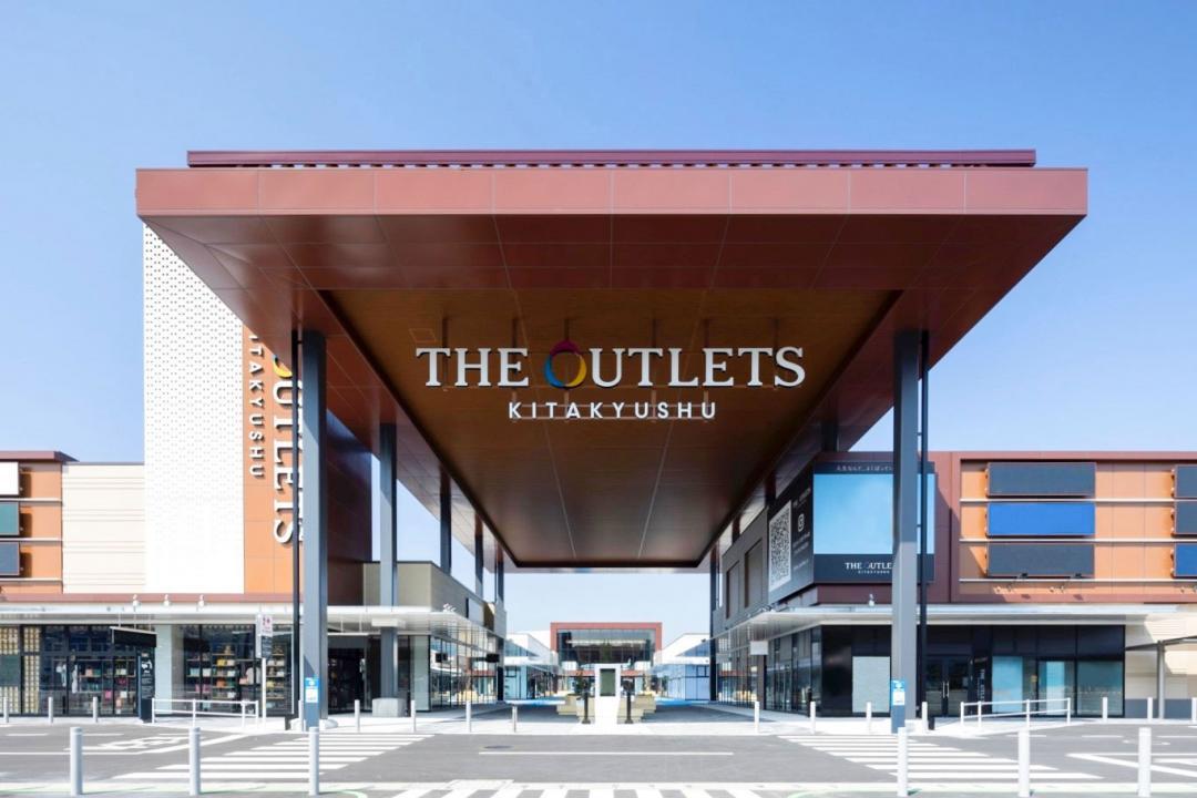 THE OUTLETS KITAKYUSHU -더 아울렛 기타큐슈-