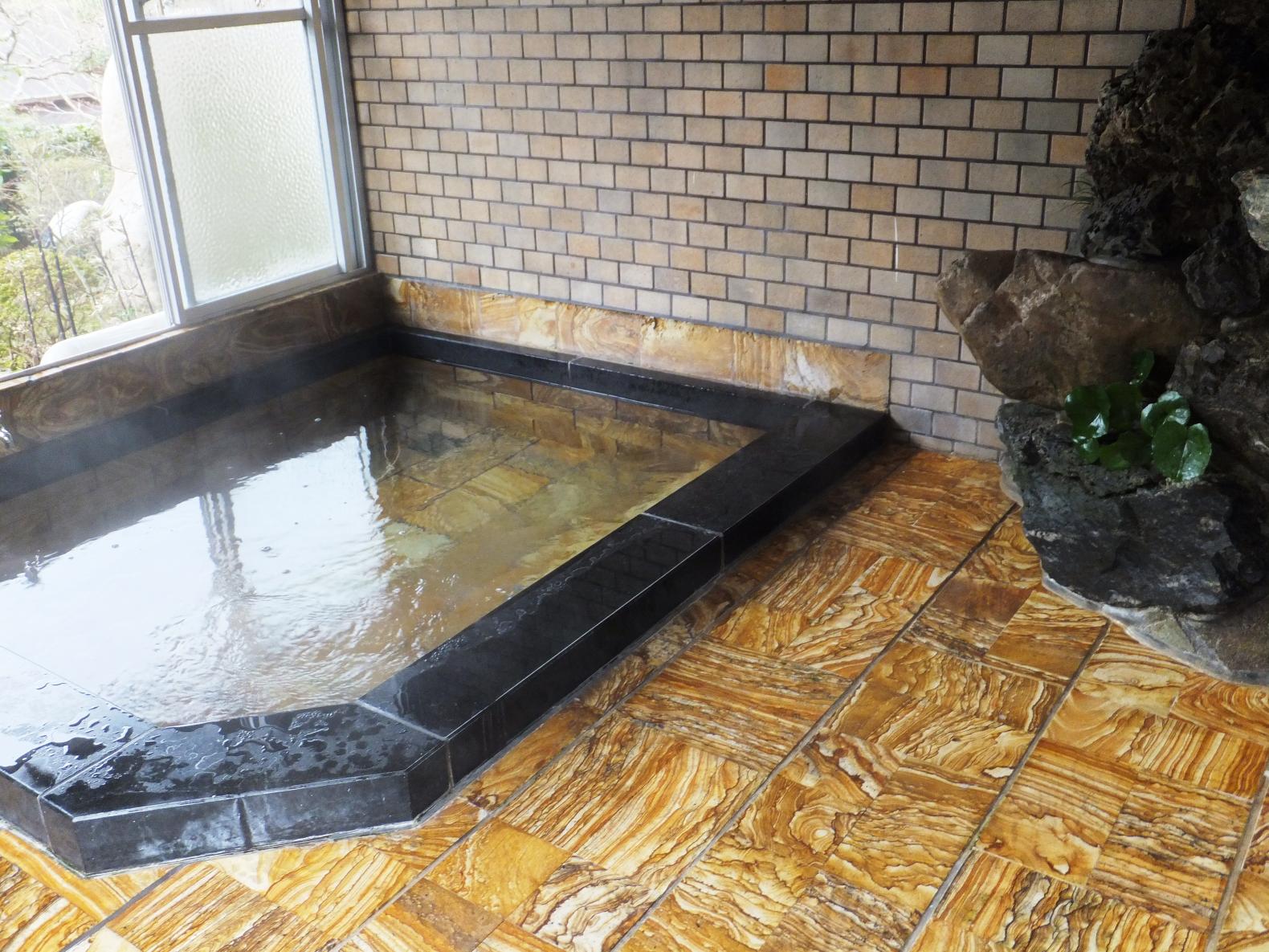 藥王寺溫泉　鬼王莊