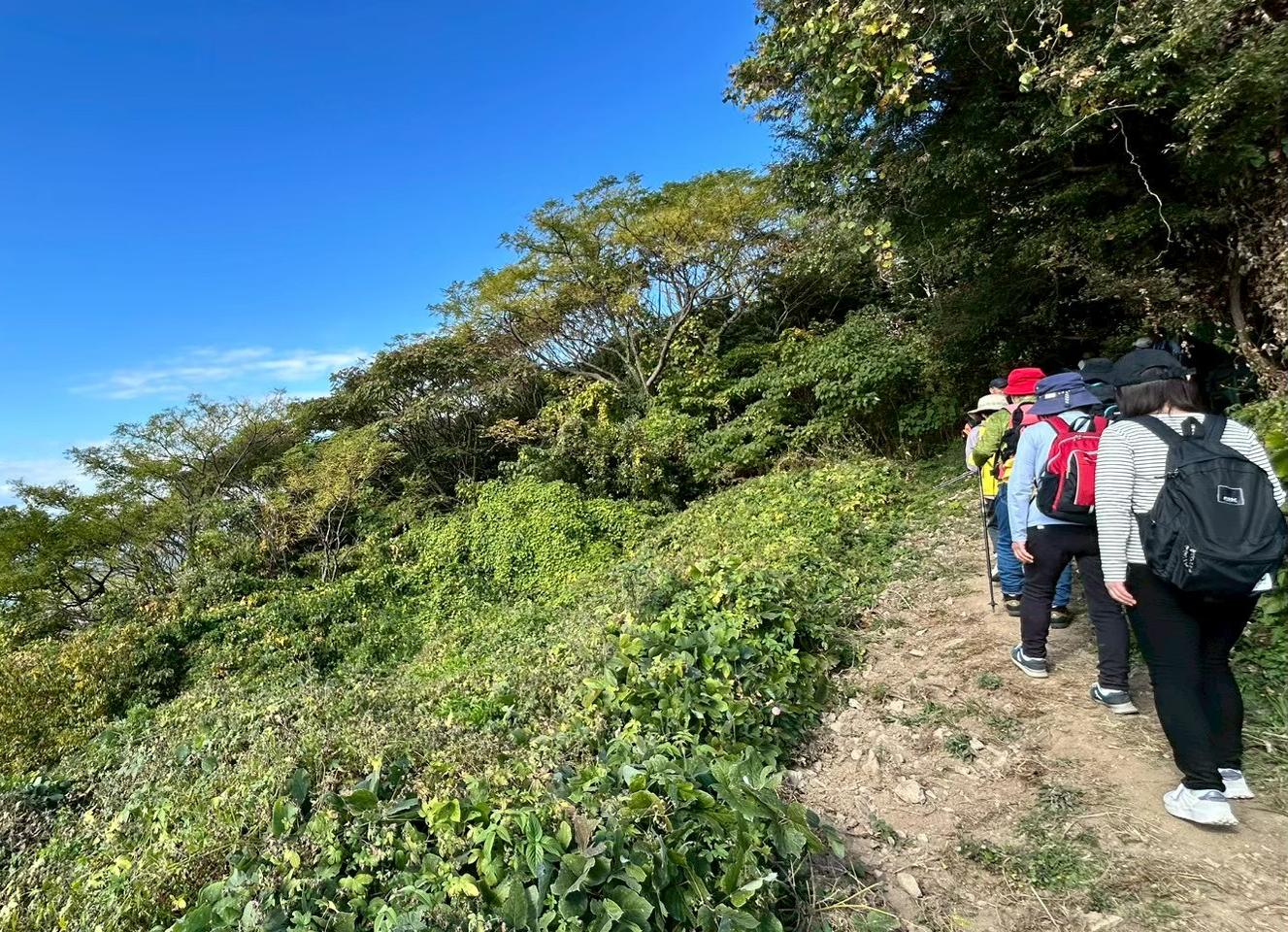 Randonnée sur le sentier naturel de Miyajidake (Ville de Fukutsu)