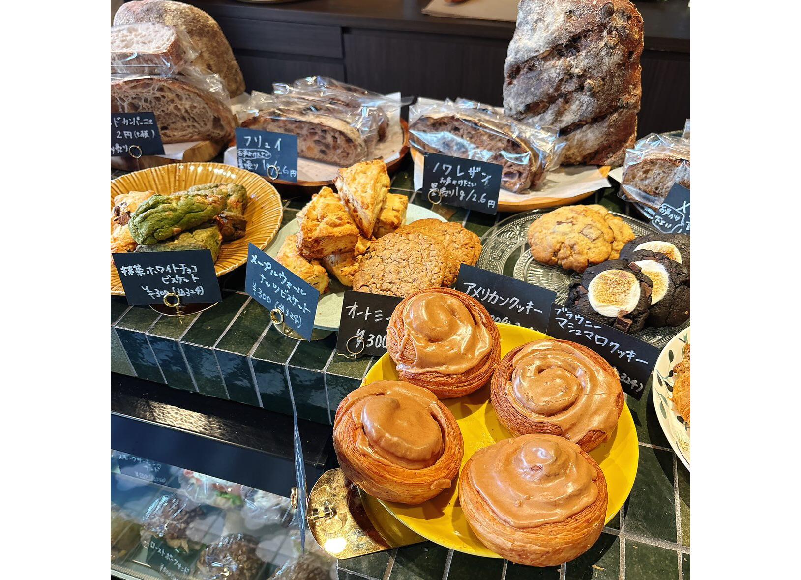 3.THE ROOTS neighborhood bakery（ザ ルーツ ネイバーフッド ベーカリー）【福岡市】｜バゲット-9