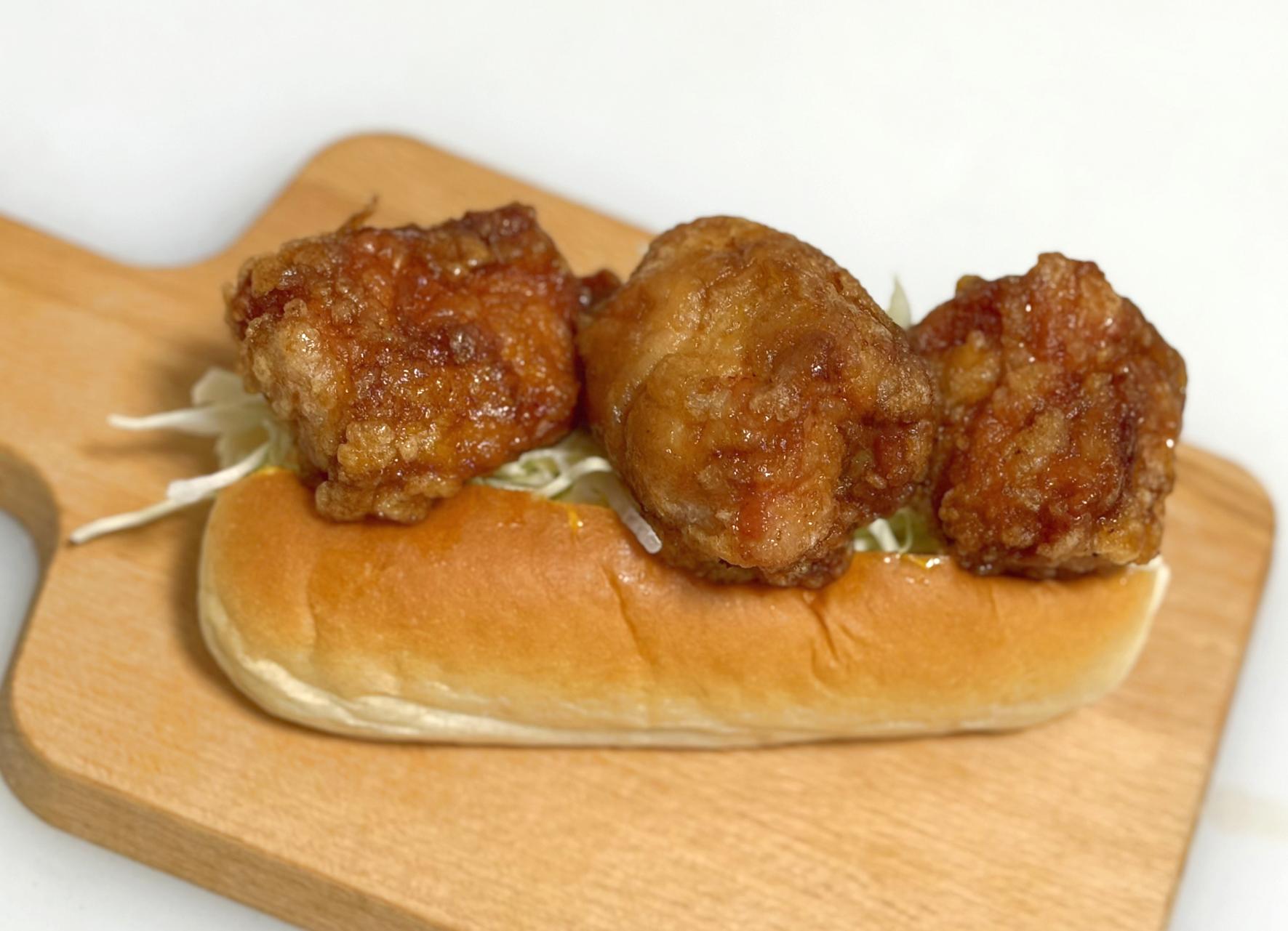 5.Eikichi Bakery【古賀市】｜肉の総菜パン-6