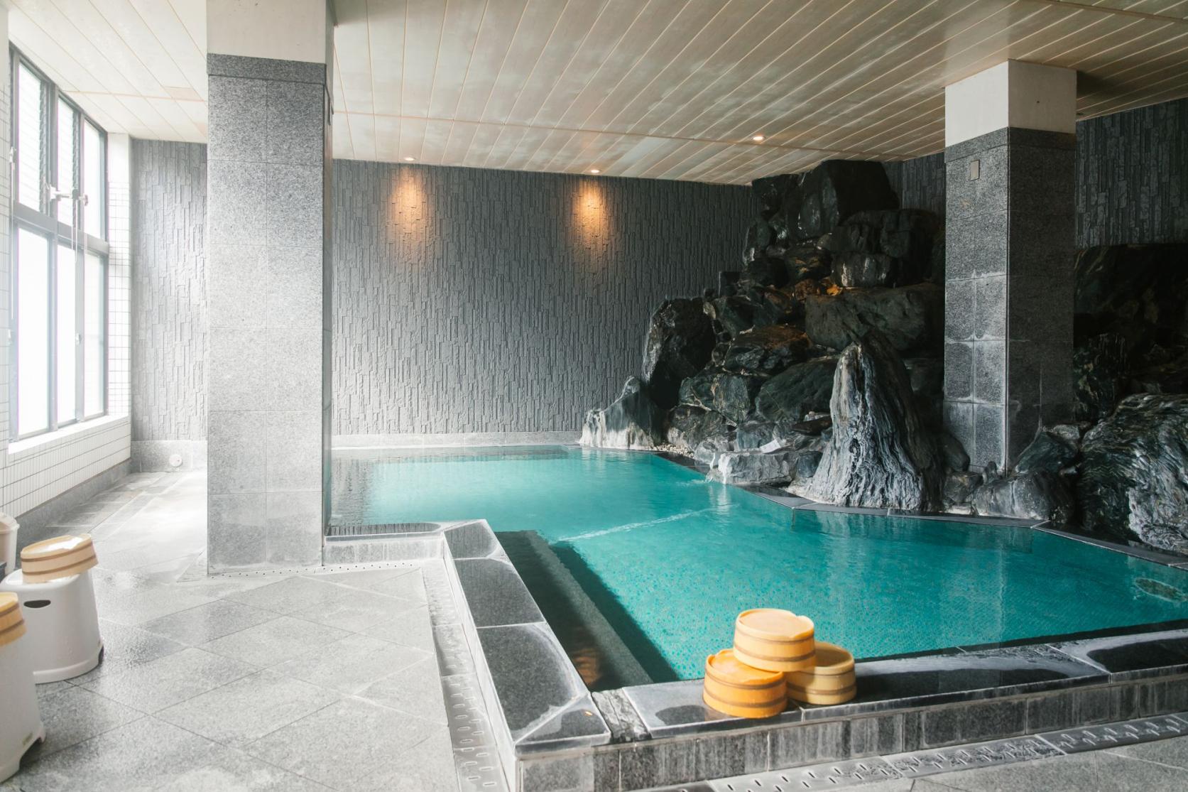 Wakita Onsen — A Quiet Hot Spring Retreat Wrapped in Nature-5