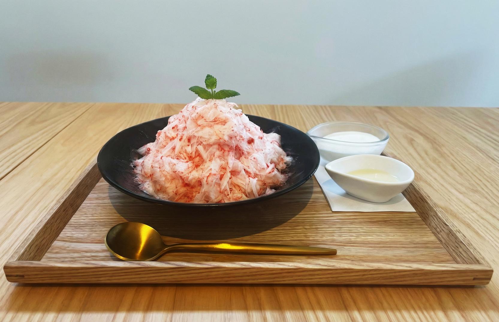 【うきは市・ナイトストロベリー狩り】ライトアップされた幻想的ないちご園｜筑後エリア-5