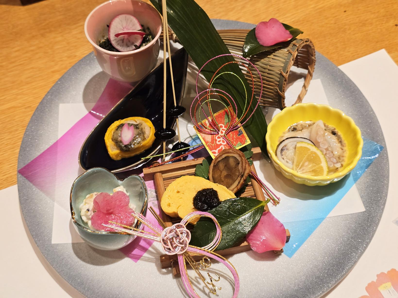 【旬菜盛】「海苔」の濃厚な旨味を包み込んだ前菜と、北原白秋の愛した酒-1