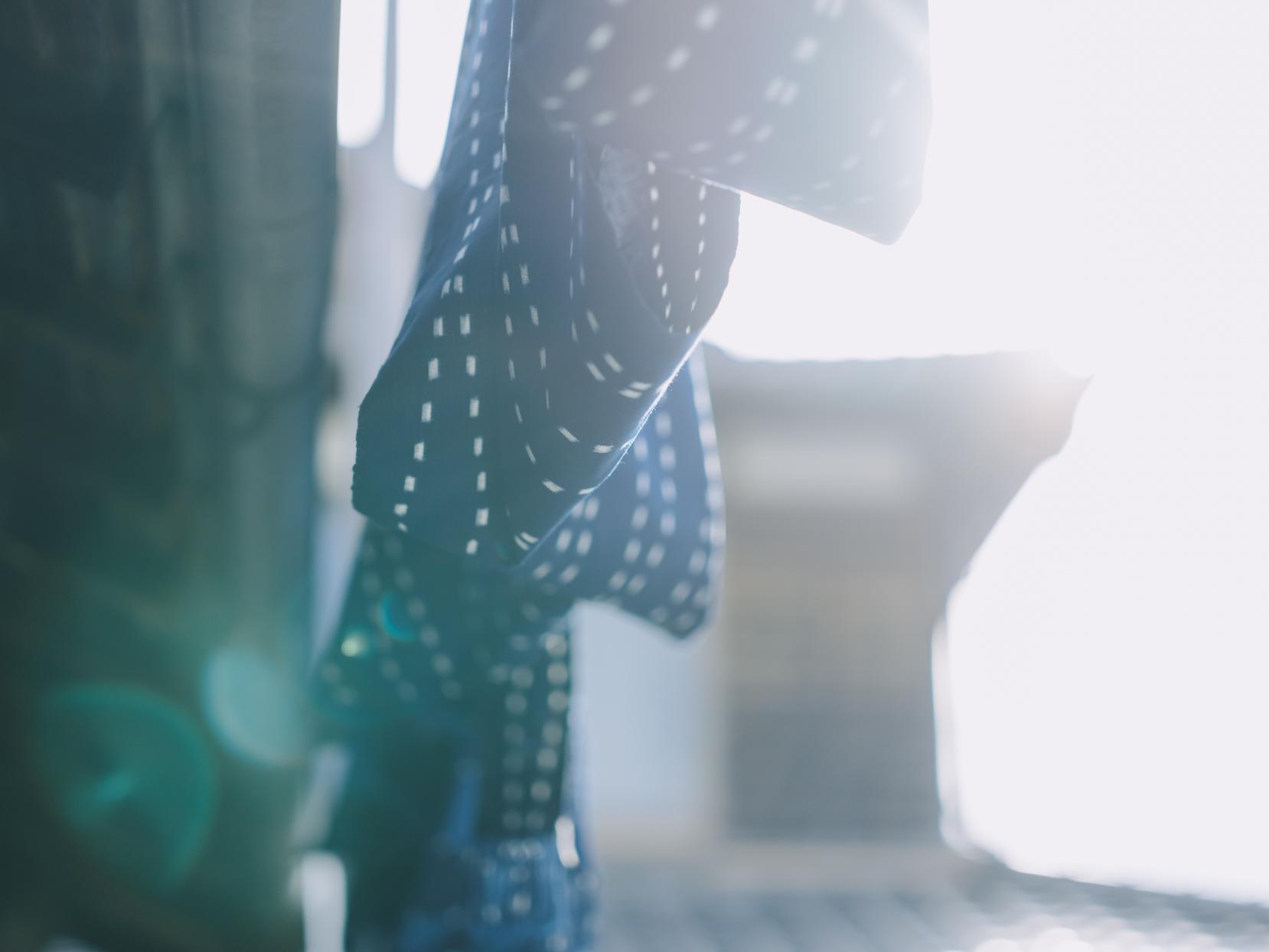 土地の記憶を宿した藍の絣-2