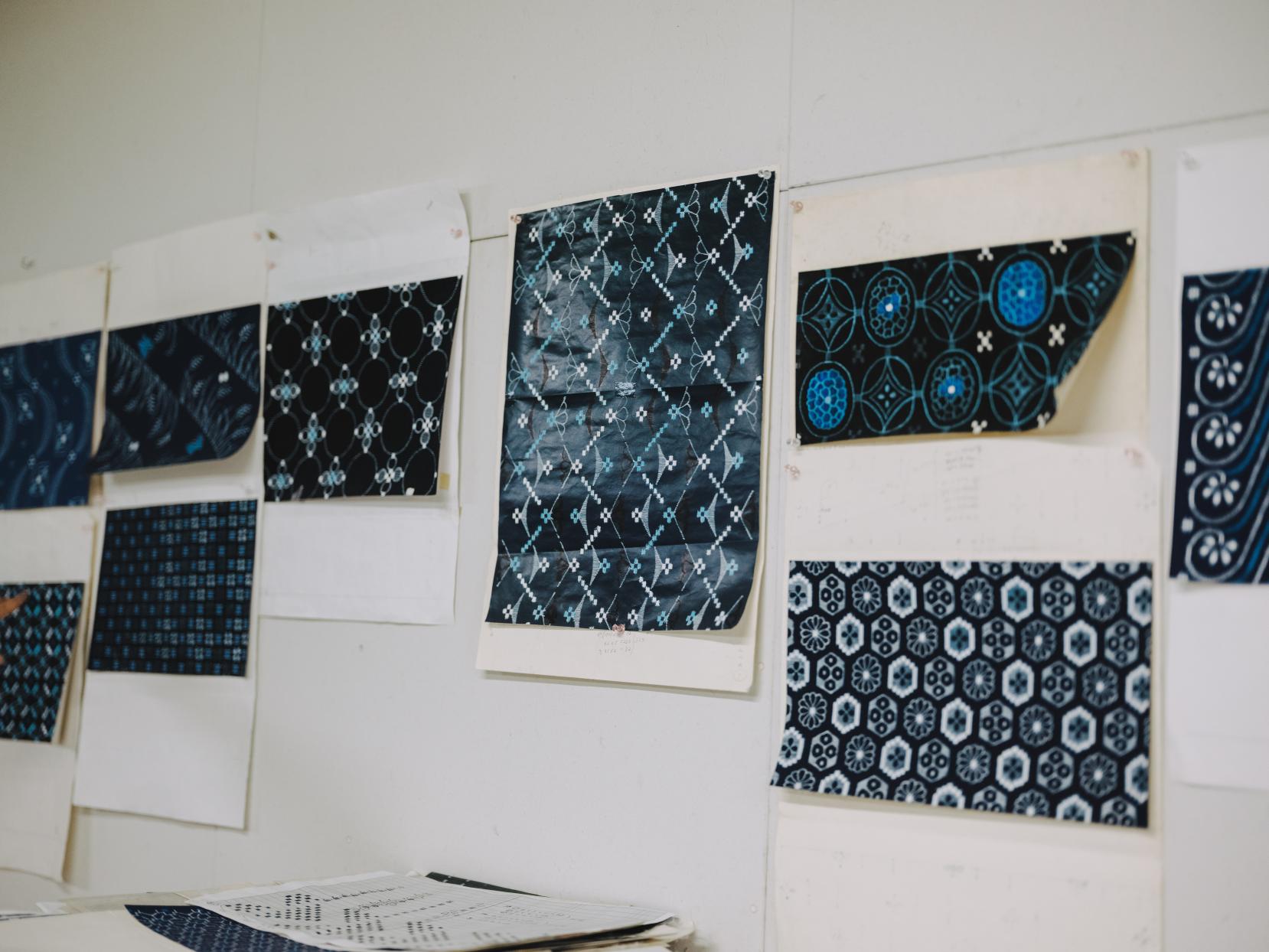 図案は、そのままでは織れない-2