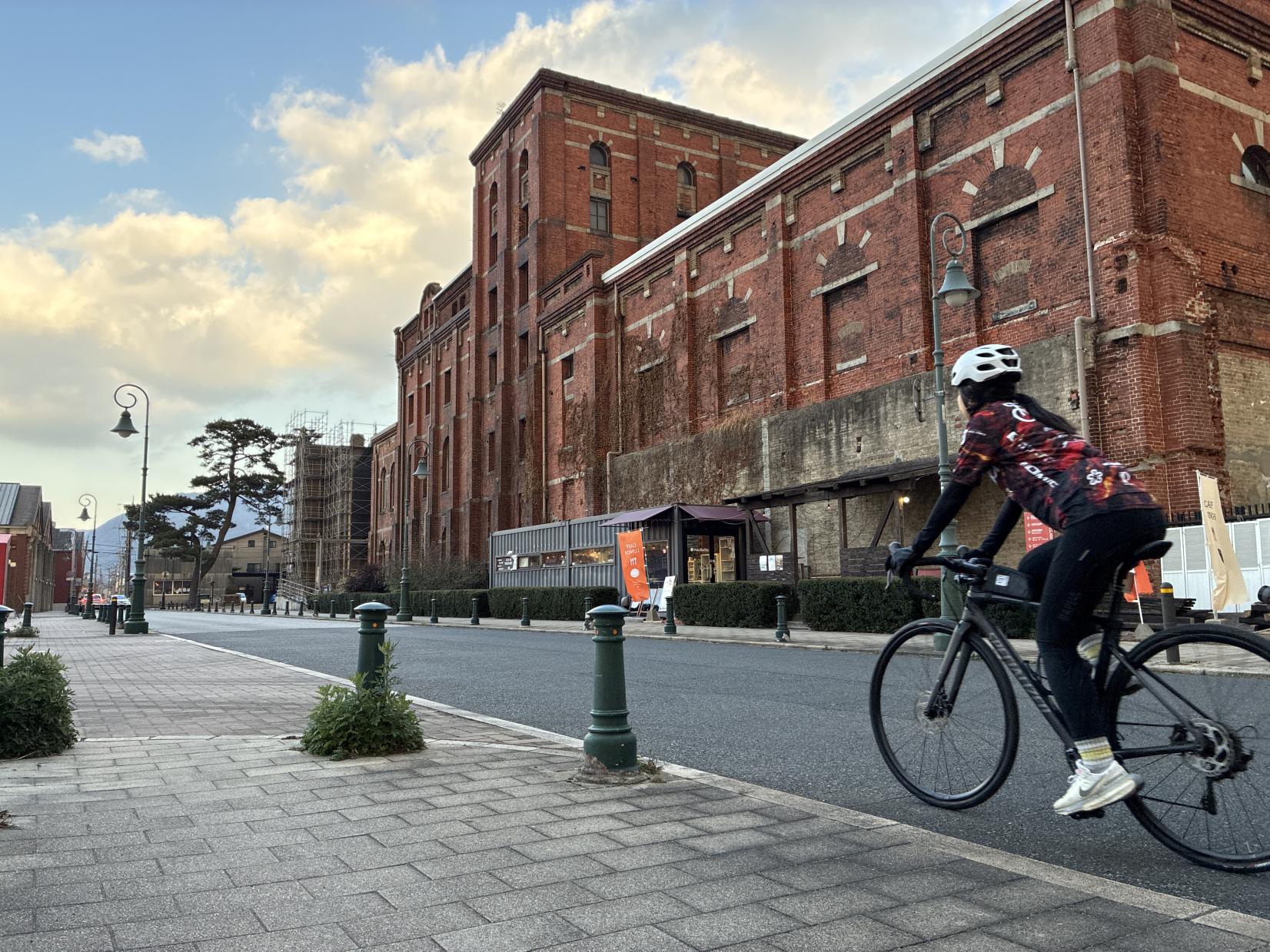 ④ゴールの前に立ち寄り。煉瓦造りの建物が並ぶ門司赤煉瓦プレイス-0