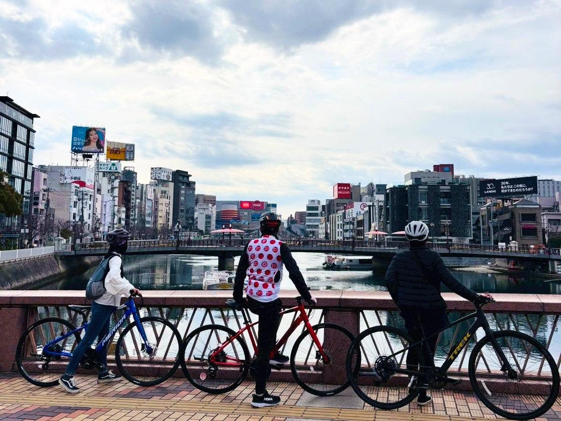 西鉄福岡（天神）駅を目指して福岡の街中へ-1