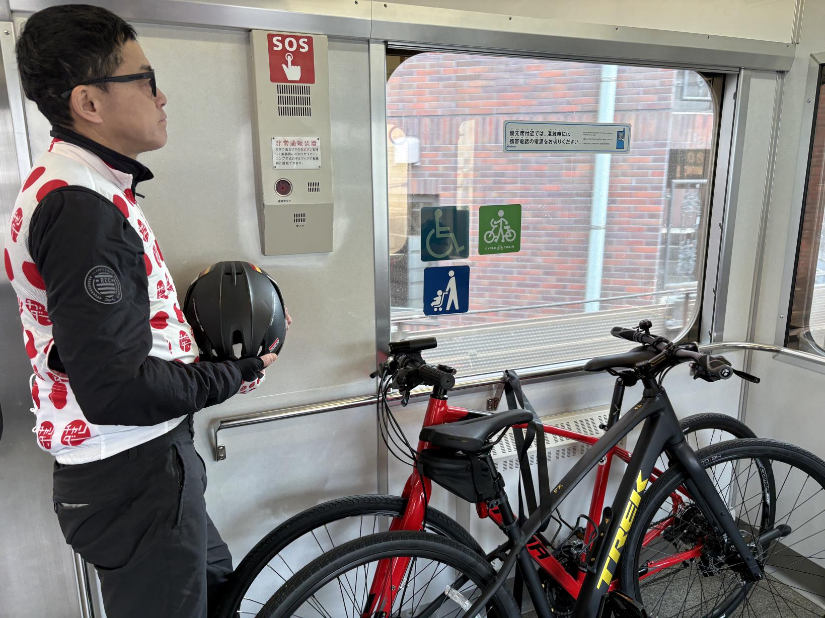 自転車を乗せて列車移動-2