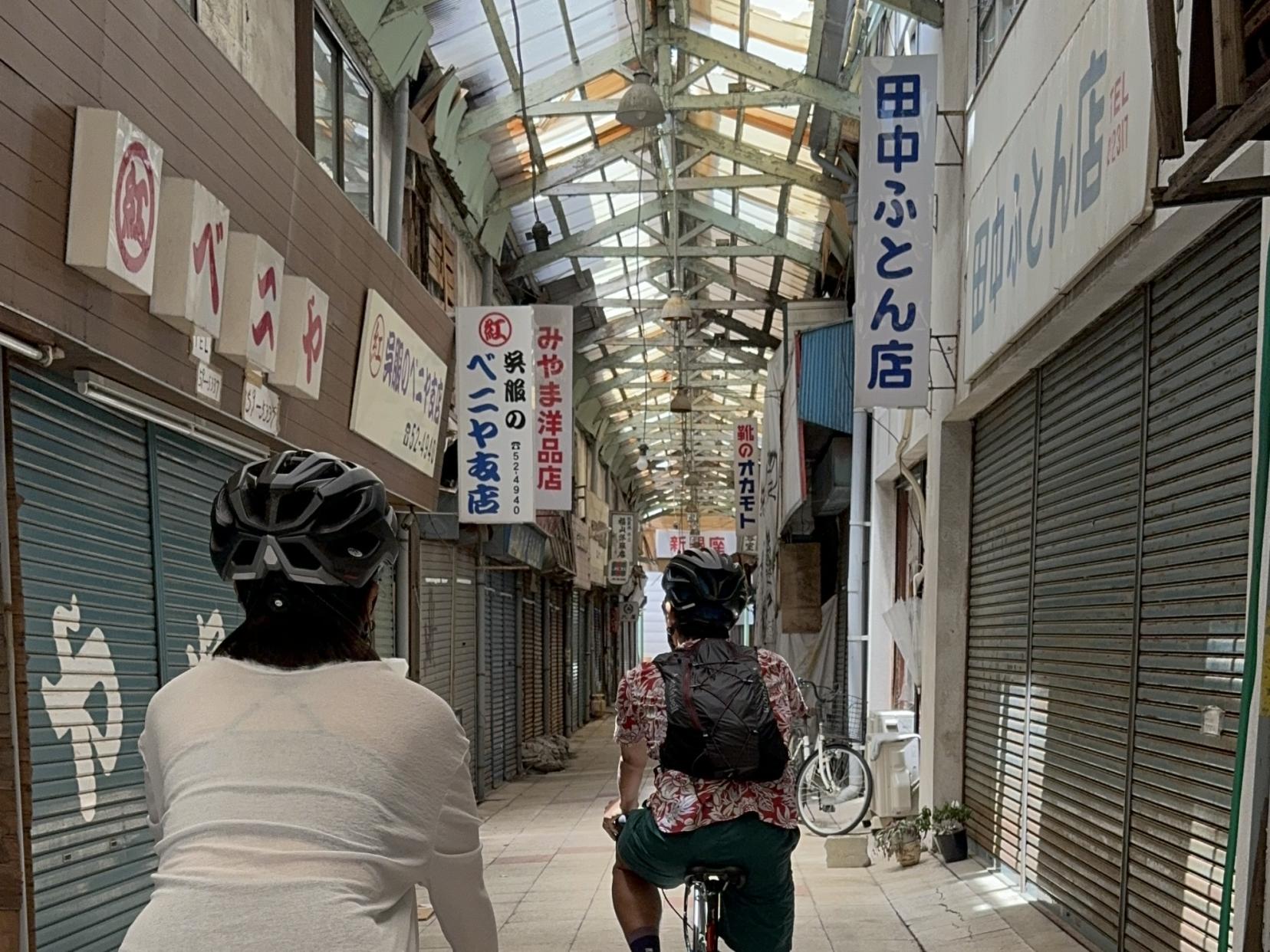 ディープな大牟田!! 飲み屋街と商店街へ迷い込む!?-1