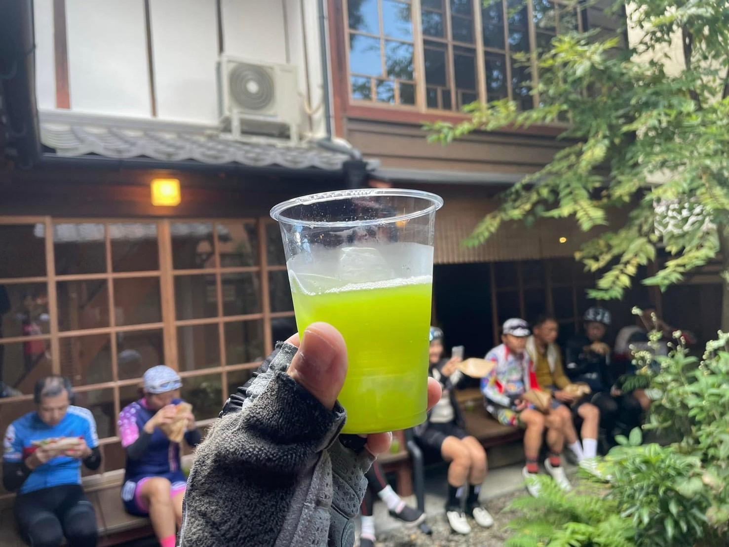 旅を振り返るひと時-1