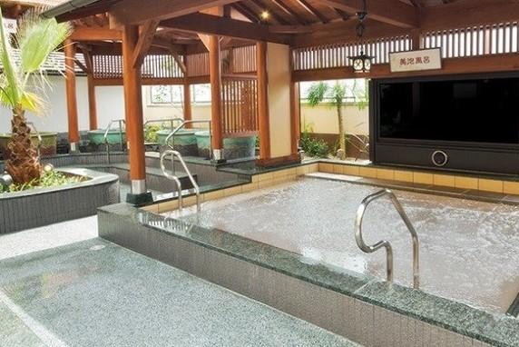 一日中楽しめる”は本当だった!「照葉スパリゾート」を満喫しよう | 旅