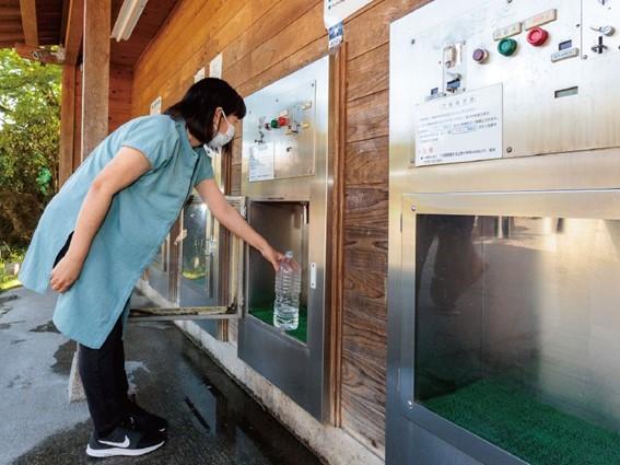 岩屋湧水（いわやゆうすい）／朝倉郡東峰村-1